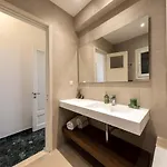 Frezia Apartment